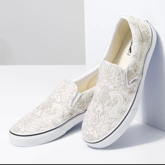 Vans Classic Slip On Desert Skulls Marshmallow White - Picture 6 of 9